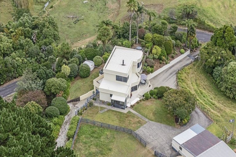 Photo of property in 15 Townsend Road, Paraite, New Plymouth, 4373