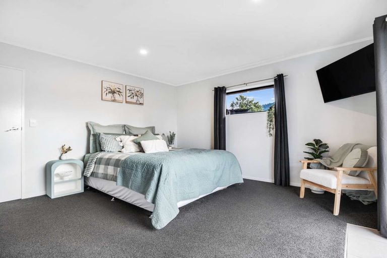 Photo of property in 49 Blomfield Street, Pukehangi, Rotorua, 3015