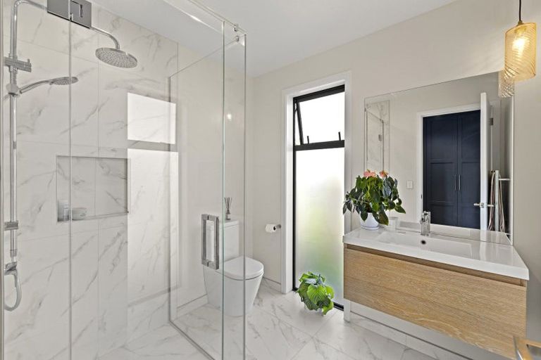 Photo of property in 3 Waipatukahu Lane, Raglan, 3225