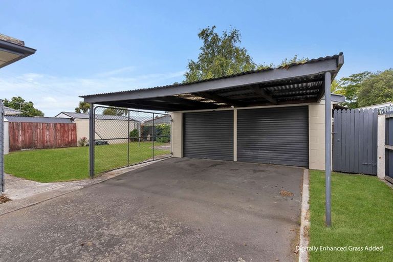 Photo of property in 62 Denise Crescent, Hornby, Christchurch, 8042