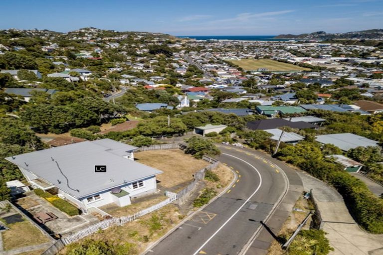 Photo of property in 154 Totara Road, Miramar, Wellington, 6022