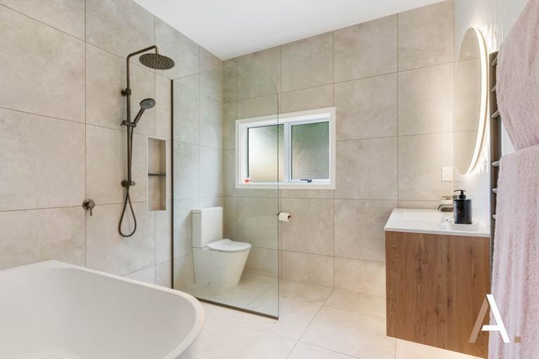 Photo of property in 13 Ross Martin Court, Conifer Grove, Takanini, 2112