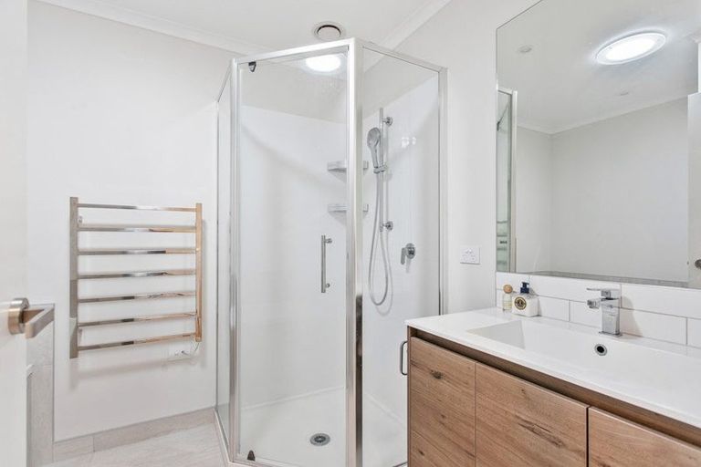 Photo of property in 21 David Carnegie Road, Hobsonville, Auckland, 0616