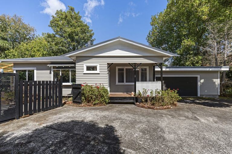 Photo of property in 15a Sycamore Grove, Lower Vogeltown, New Plymouth, 4310