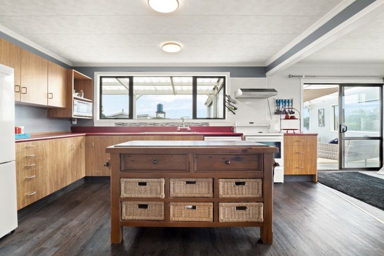 Photo of property in 1282 Kaka Point Road, Kaka Point, Balclutha, 9271