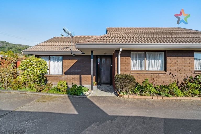 Photo of property in 1/362 Stokes Valley Road, Stokes Valley, Lower Hutt, 5019