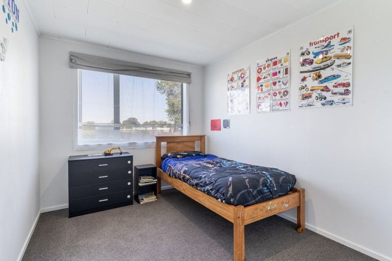 Photo of property in 25 Park Street, Winton, 9720