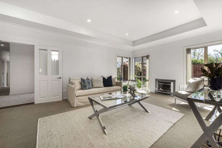 Photo of property in 15 Solway Avenue, Ilam, Christchurch, 8041