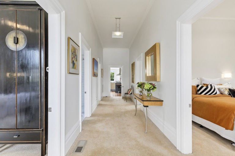 Photo of property in 20 Plunket Street, Kelburn, Wellington, 6012