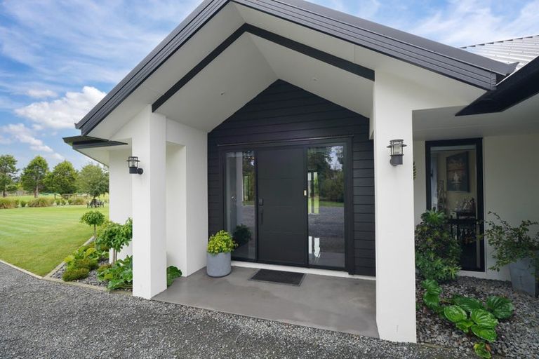 Photo of property in 171 Dunns Road, Otatara, Invercargill, 9879