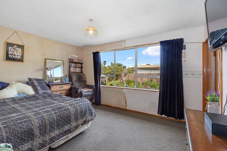 Photo of property in 6 Sequoia Place, Parklands, Christchurch, 8083