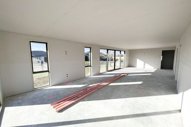 Photo of property in 9 Pahua Street, Pegasus, 7612