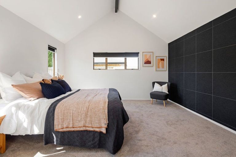 Photo of property in 2 Coleraine Drive, Rototuna, Hamilton, 3210