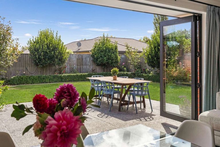 Photo of property in 11 Larne Place, Belfast, Christchurch, 8051