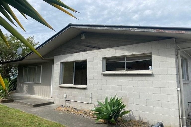 Photo of property in 18 Scully Crescent, Onekawa, Napier, 4110