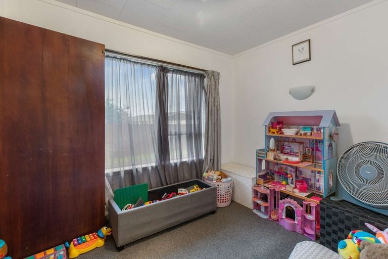 Photo of property in 2/3 Eagle Place, Red Beach, 0932