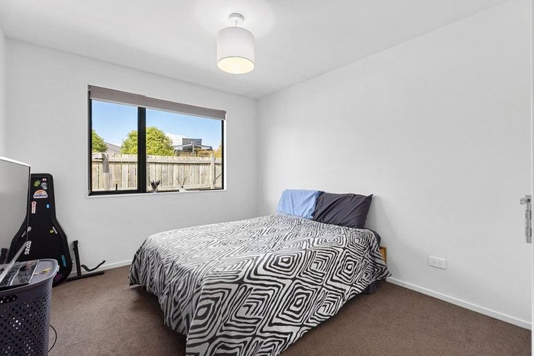 Photo of property in 27 Marbleleaf Lane, Albert Town, Wanaka, 9305