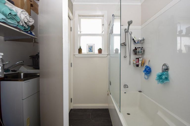 Photo of property in 22 Humphries Street, Greytown, 5712