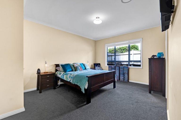 Photo of property in 69f Karamea Street, Whalers Gate, New Plymouth, 4310