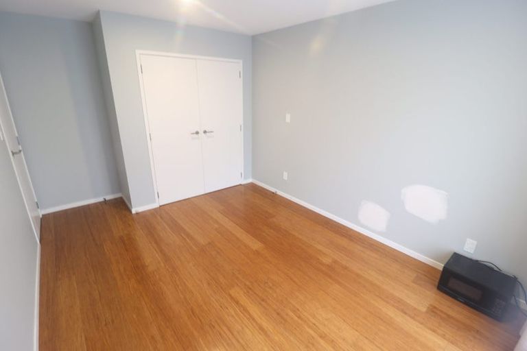 Photo of property in 18 Castlepoint Avenue, Takanini, 2110