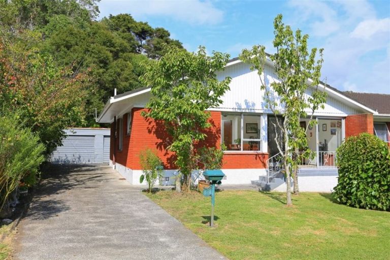 Photo of property in 5/1 Takapu Street, Henderson, Auckland, 0612
