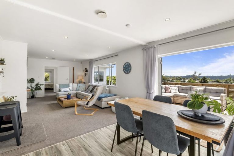 Photo of property in 34 Tiri Tiri Road, Birkdale, Auckland, 0626