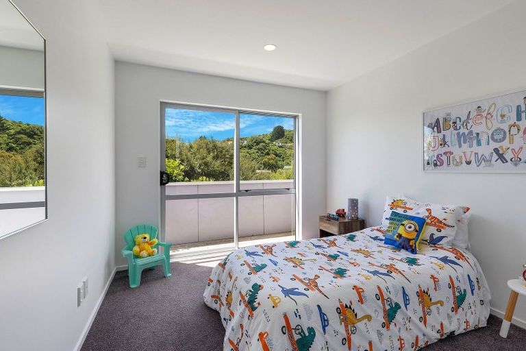 Photo of property in 6 Cromarty Place, Papakowhai, Porirua, 5024