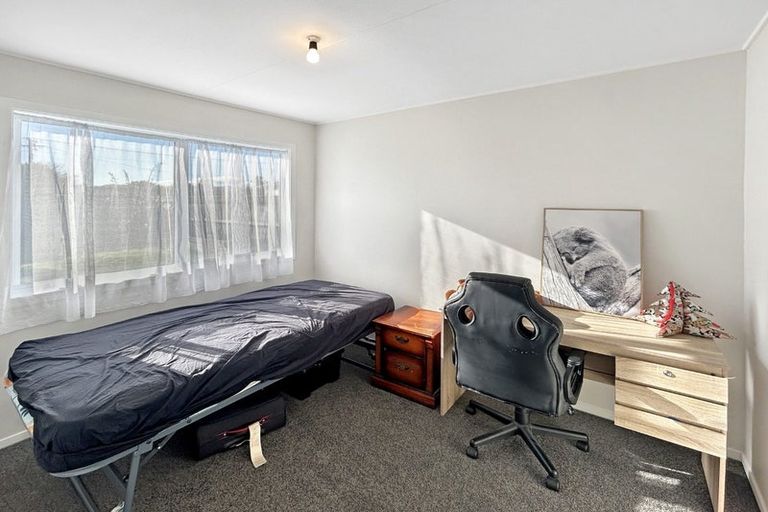 Photo of property in 25 Old Coach Road South, Otaki Beach, Otaki, 5512