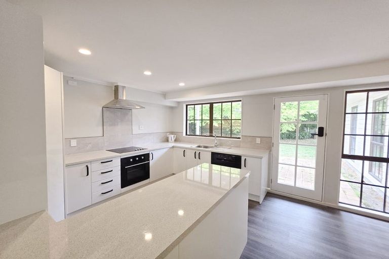 Photo of property in 3 Rawene Street, Waikanae, 5036