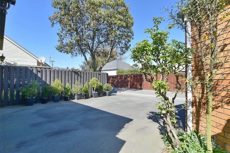 Photo of property in 2/33 Studholme Street, Somerfield, Christchurch, 8024