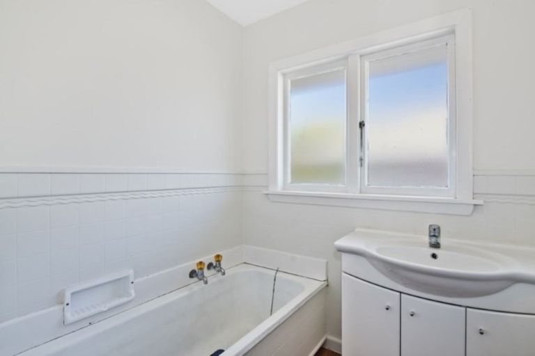 Photo of property in 21 Ethne Street, Mairehau, Christchurch, 8013