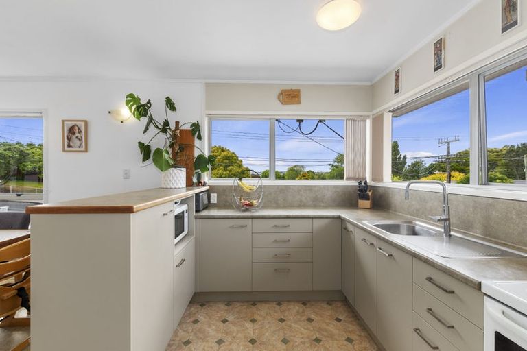 Photo of property in 1/20 Merchant Avenue, Te Atatu South, Auckland, 0610