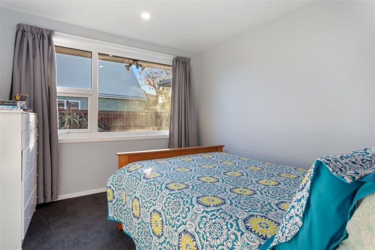 Photo of property in 294 Lake Terrace Road, Shirley, Christchurch, 8061