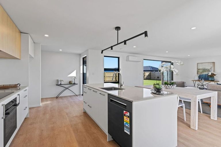 Photo of property in 35 Duporth Road, Rolleston, 7614