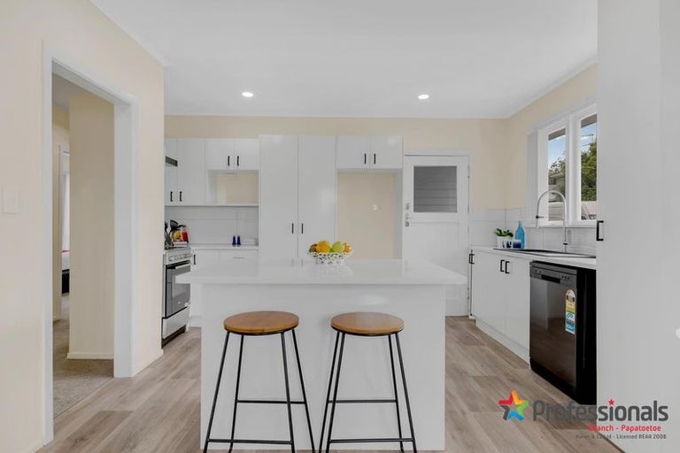 Photo of property in 18b Alexander Street, Papakura, 2110