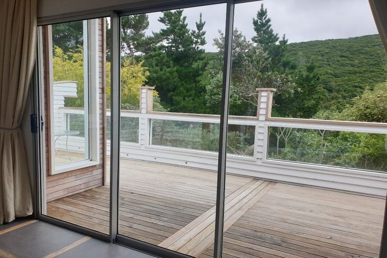 Photo of property in 6 Amos Way, Kingston, Wellington, 6021