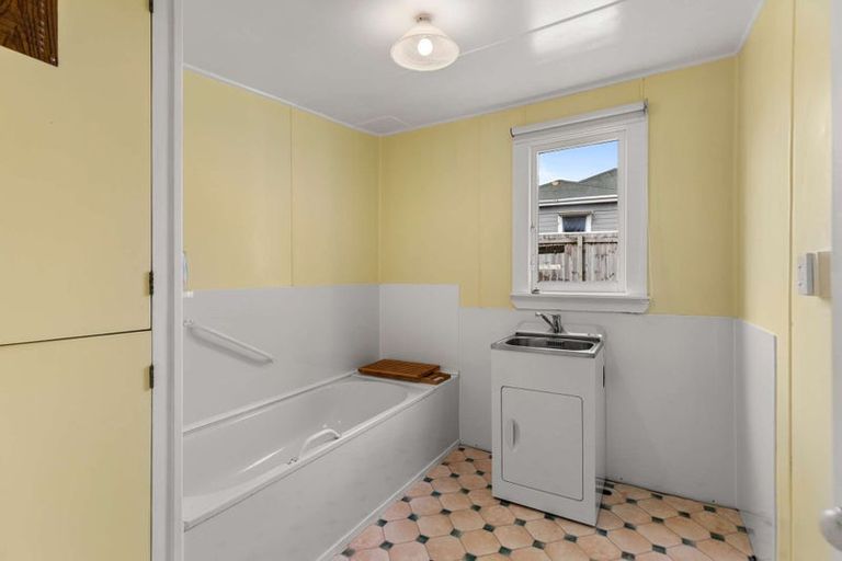 Photo of property in 10a Carlton Avenue, Gonville, Whanganui, 4501