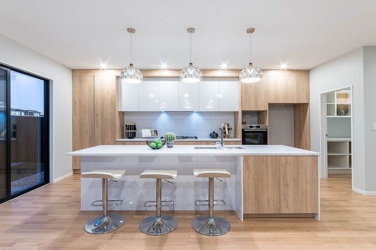 Photo of property in 11 Kearns Drive, Hobsonville, Auckland, 0616