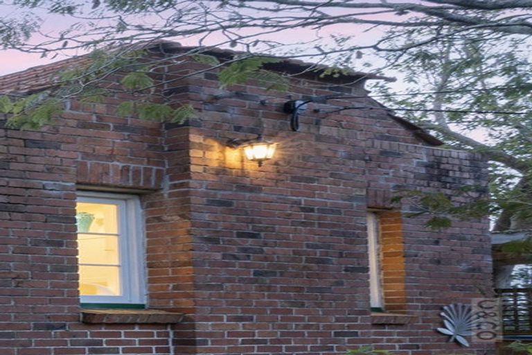 Photo of property in 16 Karaka Street, Helensville, 0800