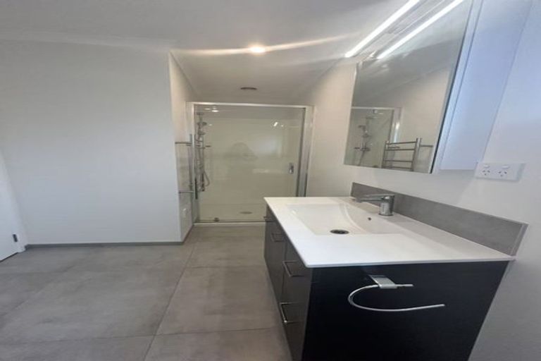 Photo of property in 15 Sealord Place, Manurewa, Auckland, 2102