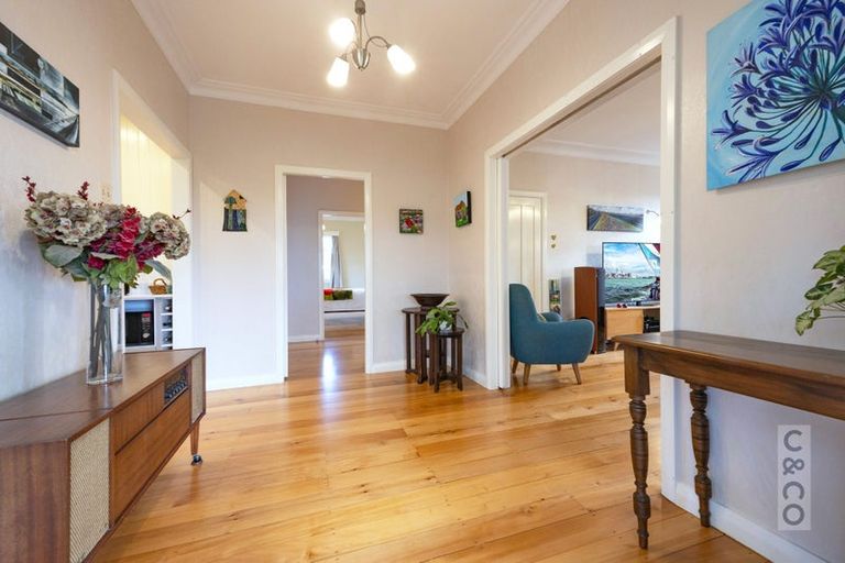Photo of property in 16 Karaka Street, Helensville, 0800