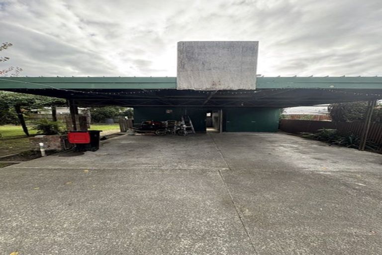 Photo of property in 1406 Woodstock Avenue, Mayfair, Hastings, 4122