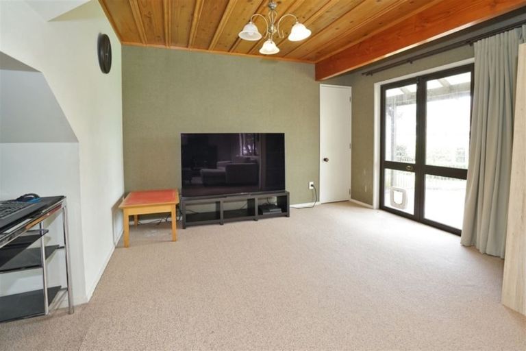 Photo of property in 92 Glen Lynne Avenue, Queenwood, Hamilton, 3210