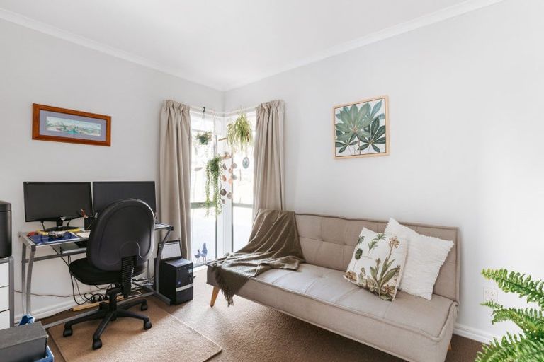 Photo of property in 5 Maggie Place, Ohauiti, Tauranga, 3112