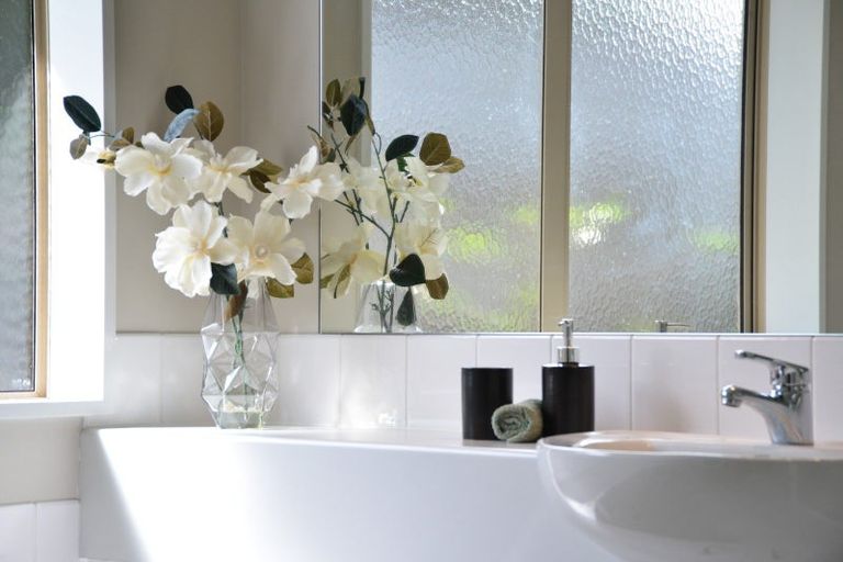 Photo of property in 42 Heathfield Avenue, Huntington, Hamilton, 3210