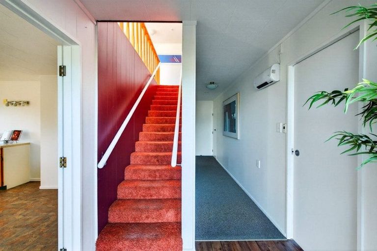 Photo of property in 26 Flanders Avenue, Onekawa, Napier, 4110