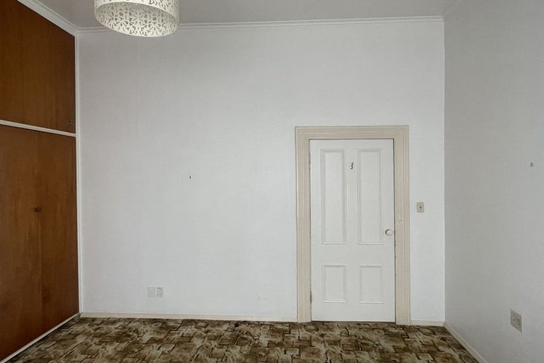 Photo of property in 19 Myrtle Crescent, Mount Cook, Wellington, 6021