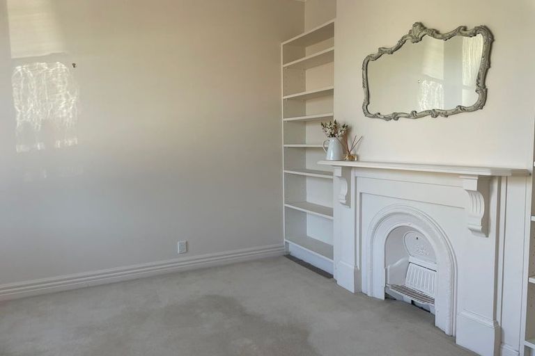 Photo of property in 35 Brownville Crescent, Maori Hill, Dunedin, 9010