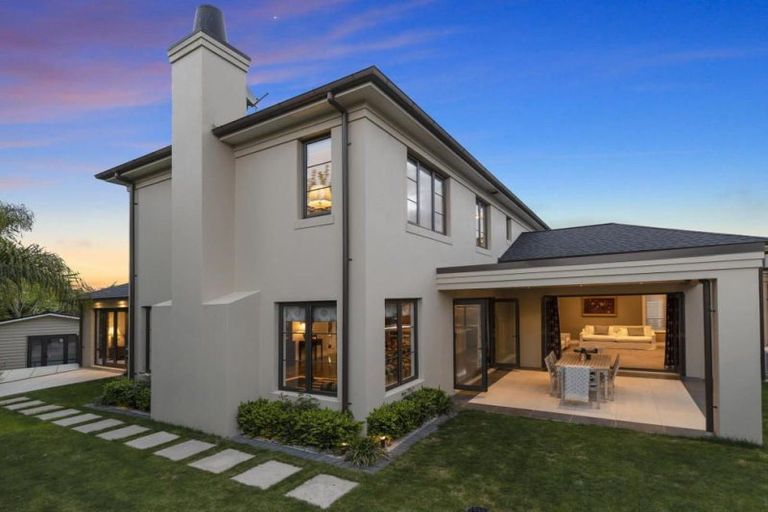 Photo of property in 18 St Andrews Way, Albany, Auckland, 0632