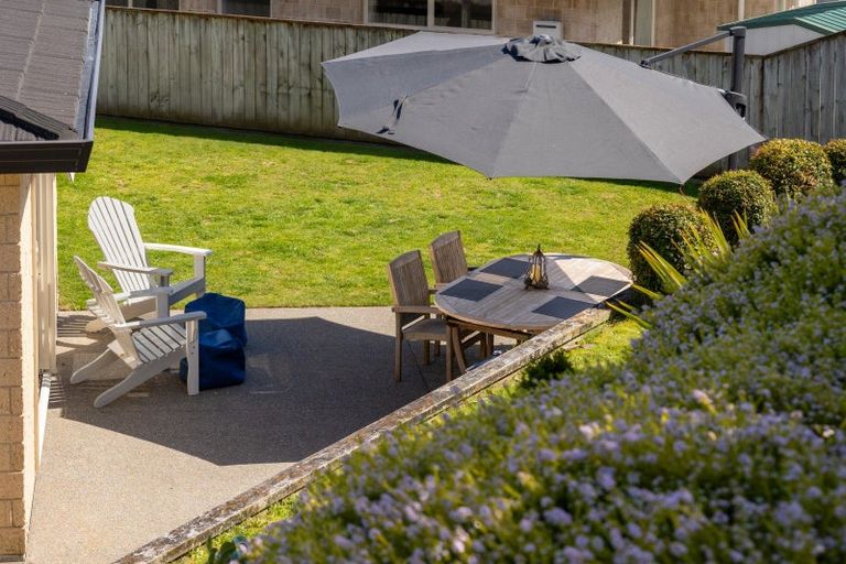 Photo of property in 15 Datum Way, Paraparaumu, 5032